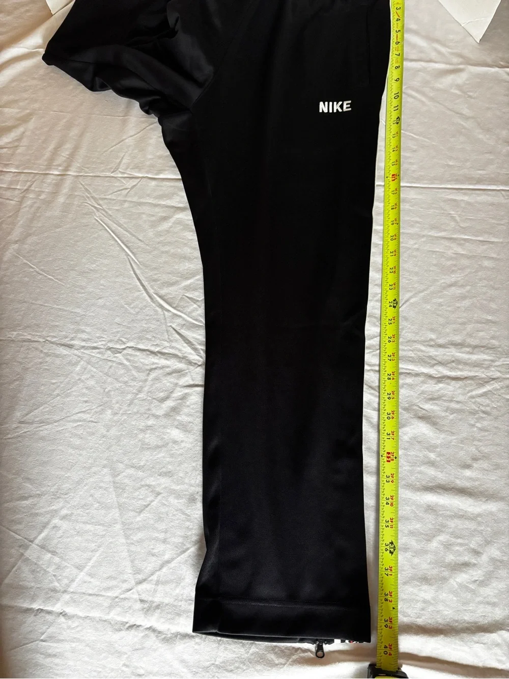 Nike Evolution Of The Swoosh Tribute Jogger Pants CQ7193-010 NWT!